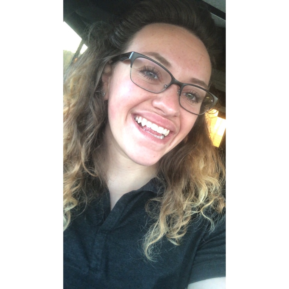 Meet your Posher, Brooke